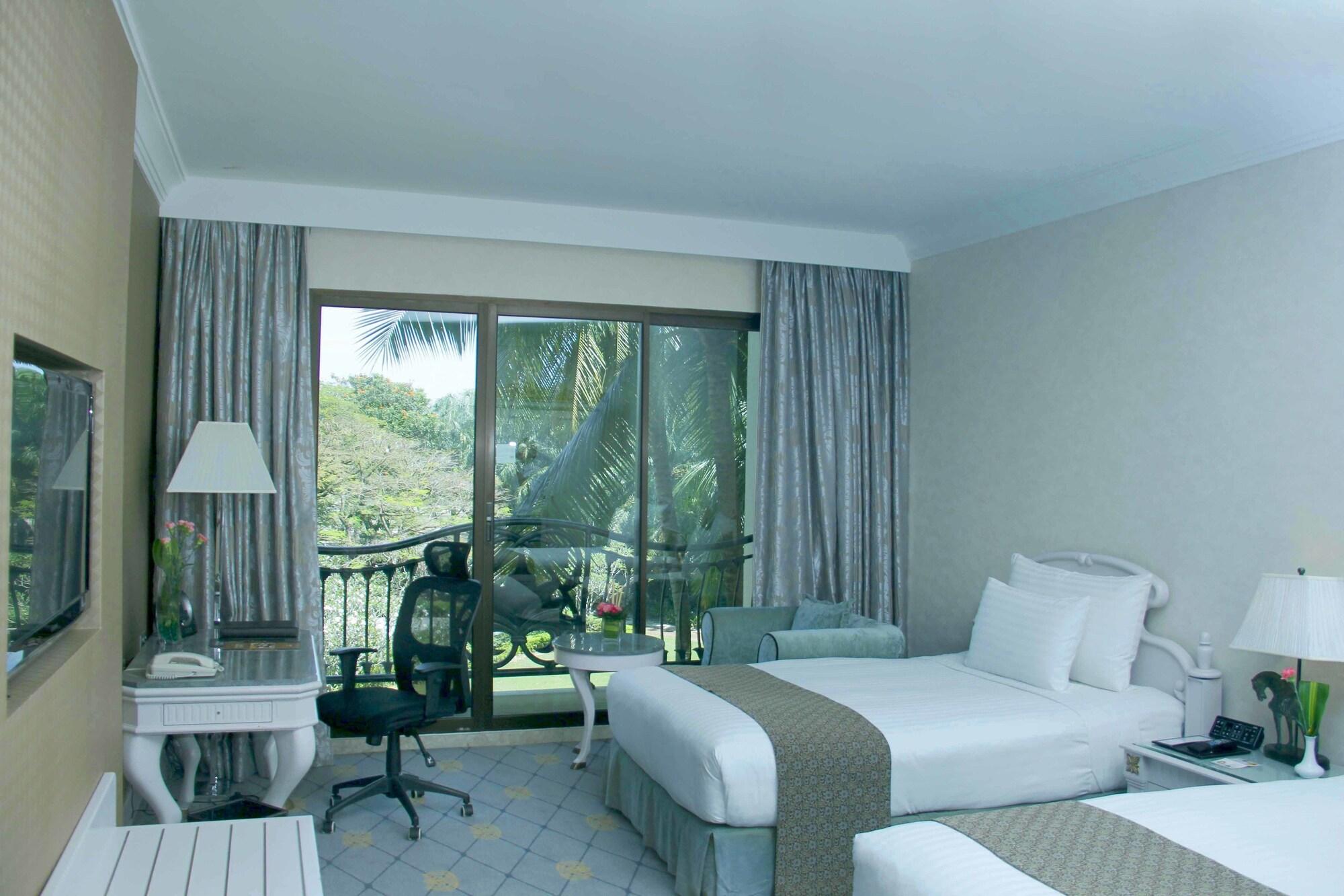 Palace Of The Golden Horses Seri Kembangan Exterior foto A room at the hotel