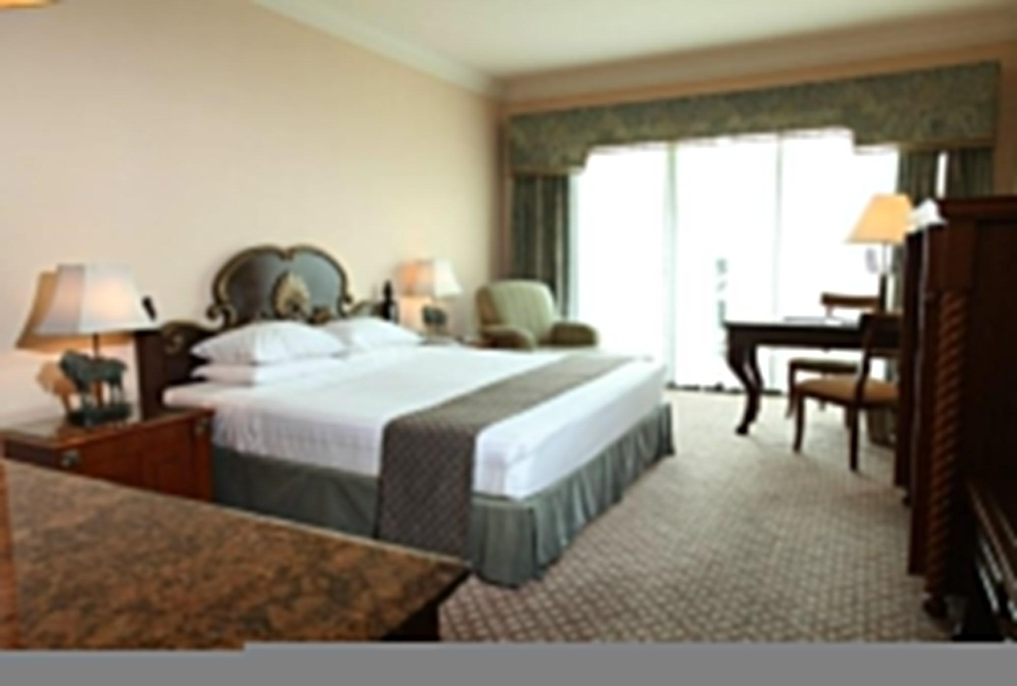 Palace Of The Golden Horses Seri Kembangan Exterior foto A room at the hotel