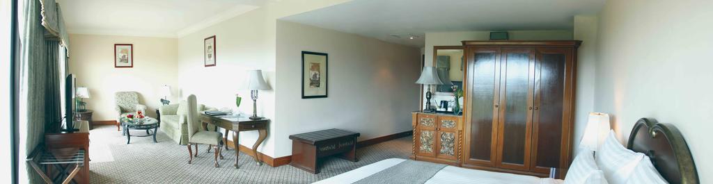 Palace Of The Golden Horses Seri Kembangan Exterior foto A room at the hotel