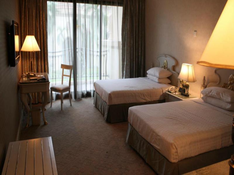 Palace Of The Golden Horses Seri Kembangan Exterior foto A room at the hotel