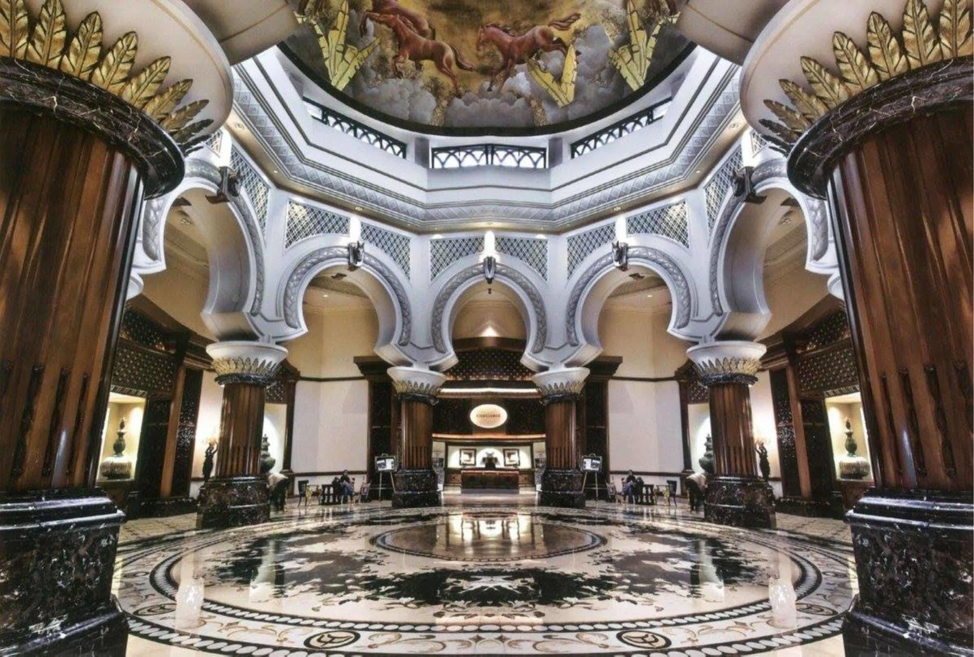 Palace Of The Golden Horses Seri Kembangan Exterior foto The lobby of the hotel